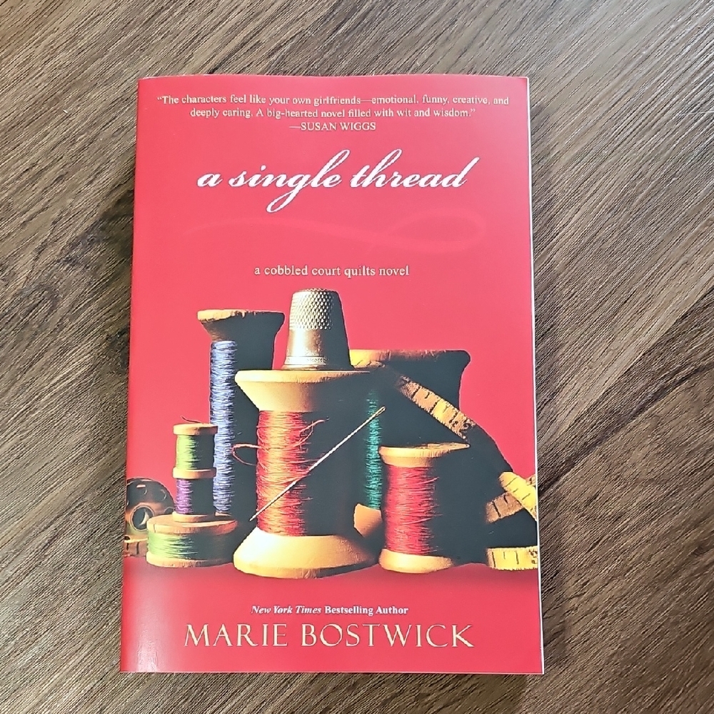 3 for $10 📖 A Single Thread by Marie Bostwick (Cobbled Court Quilts #1)